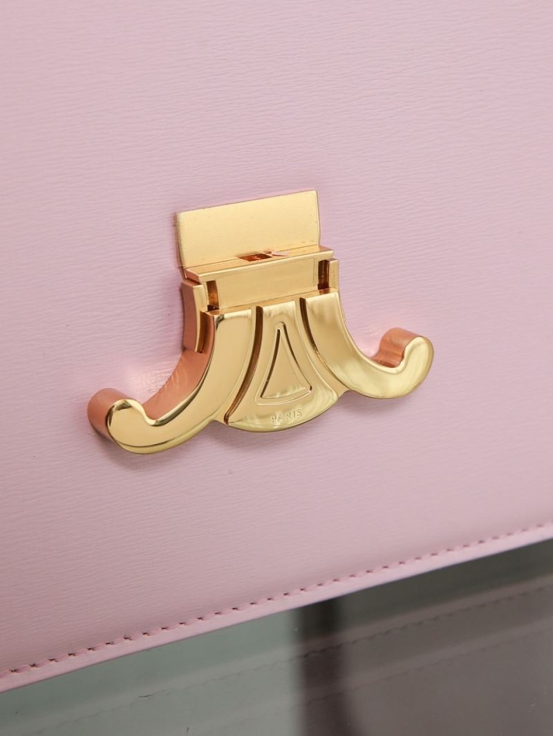 Ce1i*e triomphe bags